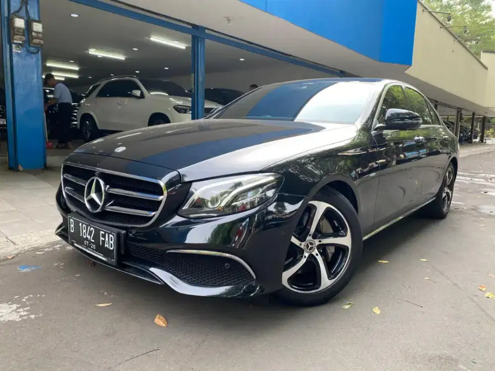 Only 11 rb Miles | Mercbenz E300 AVG 2020 ( E 300 )
