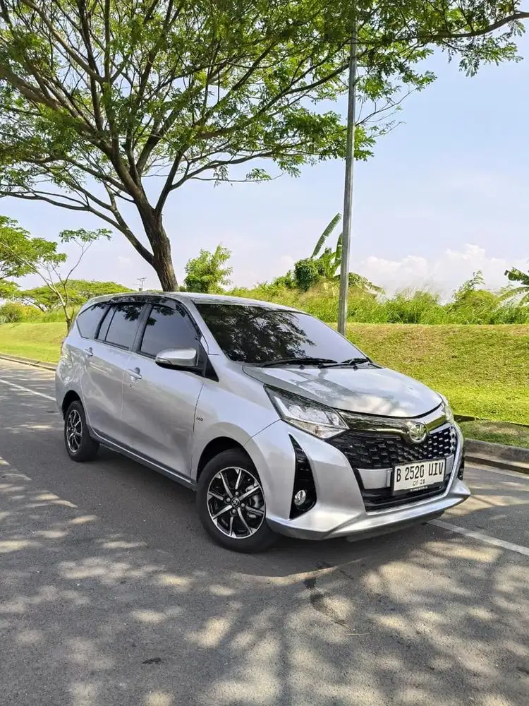 Di jual mobil second