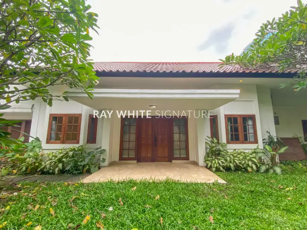 Dijual Rumah Bagus Layak Huni di Jl Wijaya Kebayoran Baru