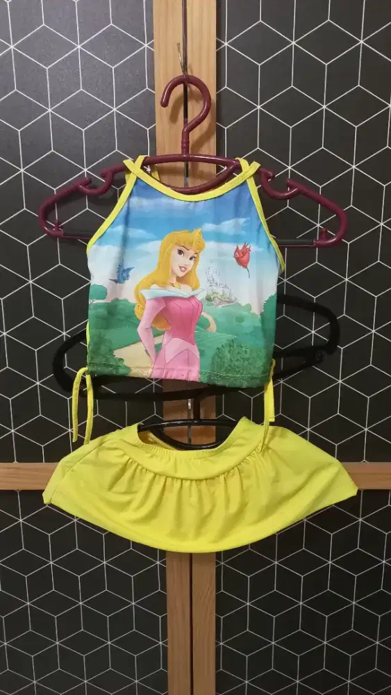 Baju renang anak perempuan usia 2-3 tahun