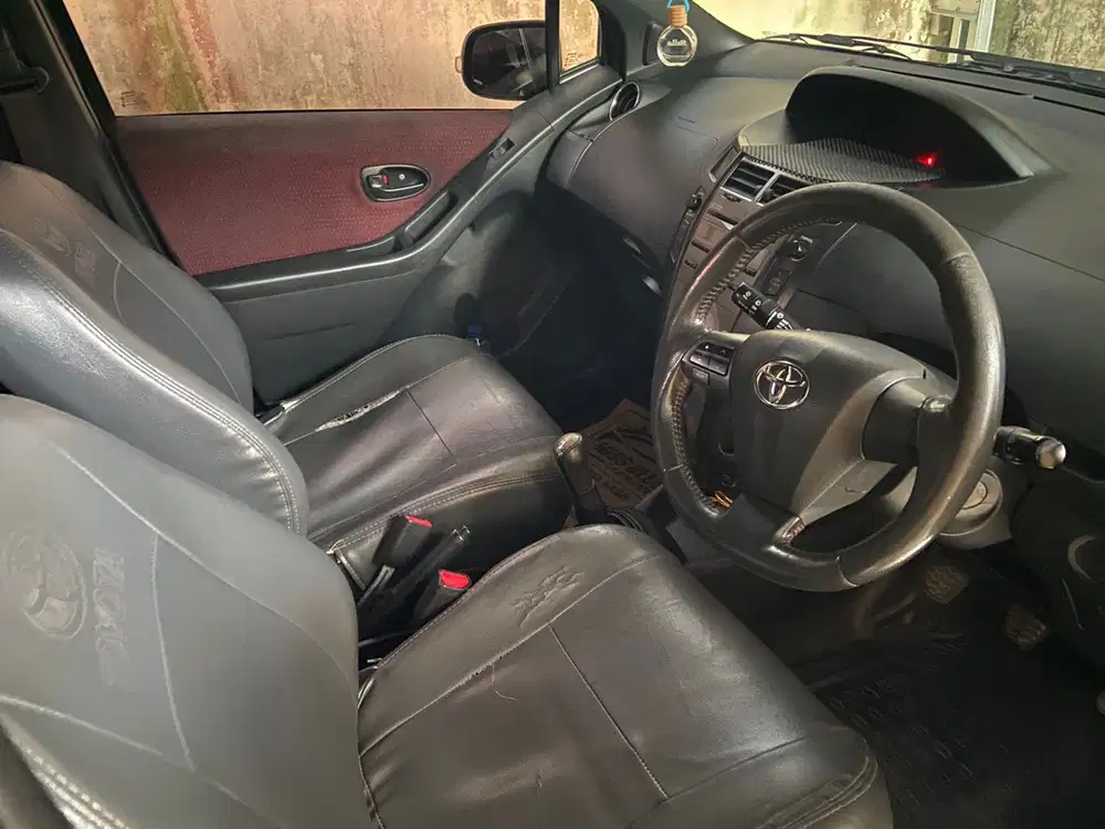 Toyota Yaris 1.5 S TRD MT 2012