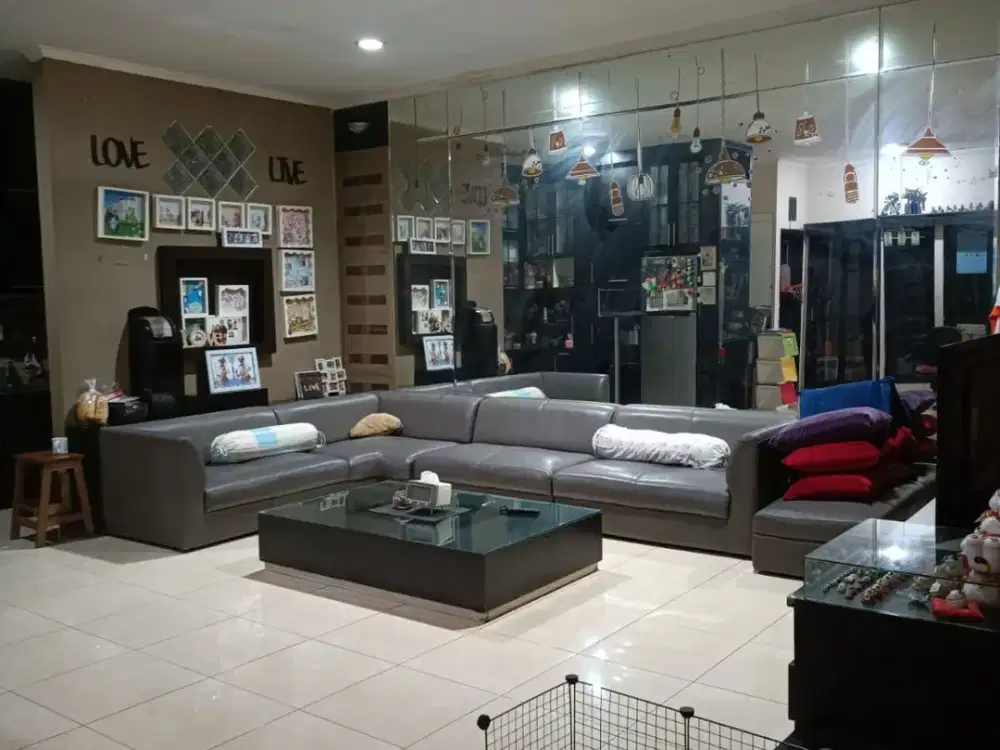 Dijual Rumah 2 Lantai Nyaman Siap Huni Full Furnish Lokasi di Batu Mas Bandung