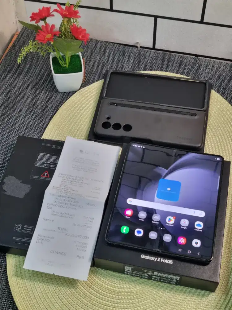Samsung z fold 5 12/512