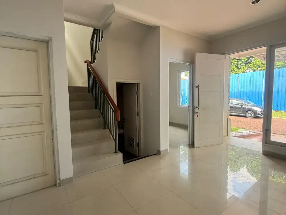 Disewakan Rumah Cantik Samara Village Gading Serpong