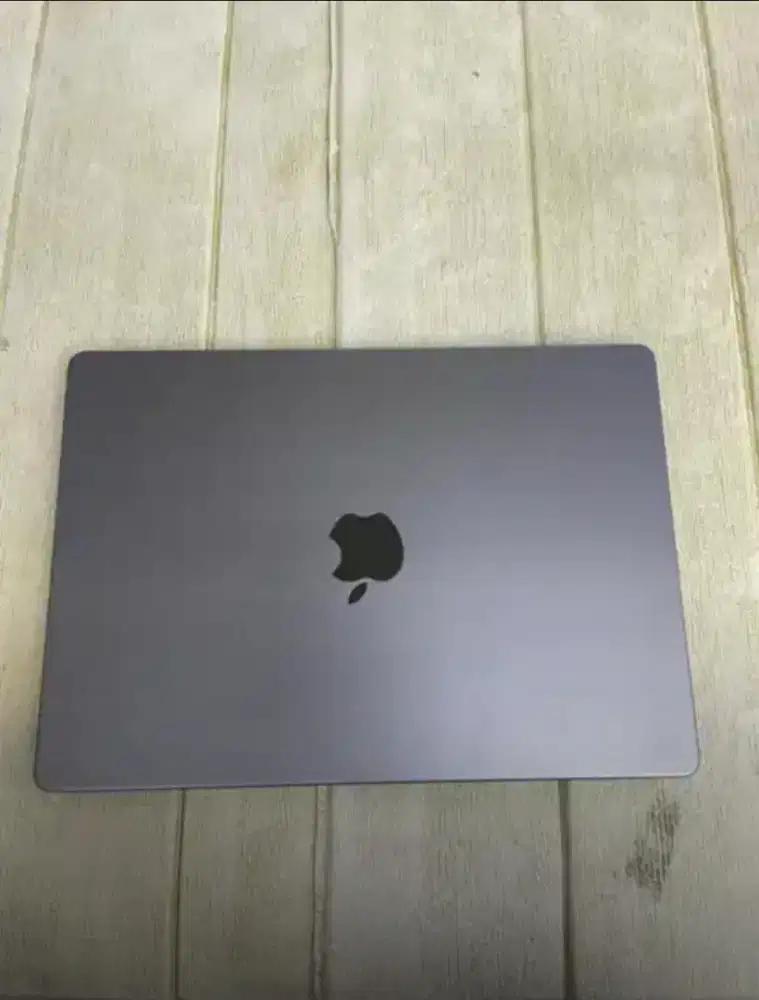 Macbook pro m1 2021 14 16/512gb