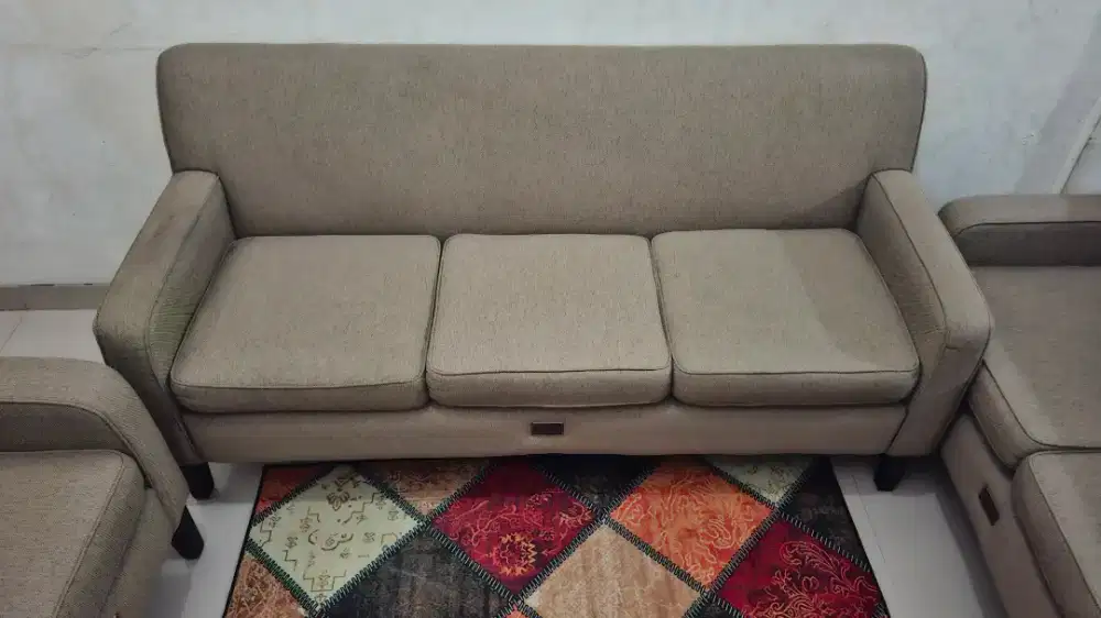 Jual Sofa bekas merek romance ori