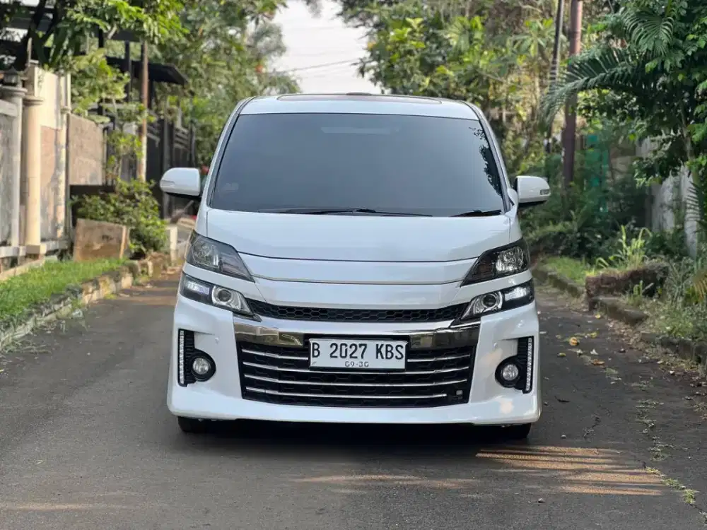 Vellfire 2.4 GS 2014 putih