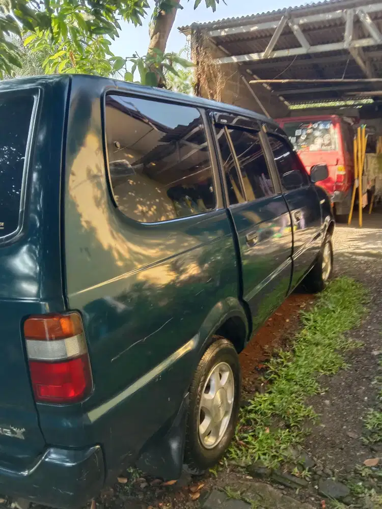 Kijang kapsul 96