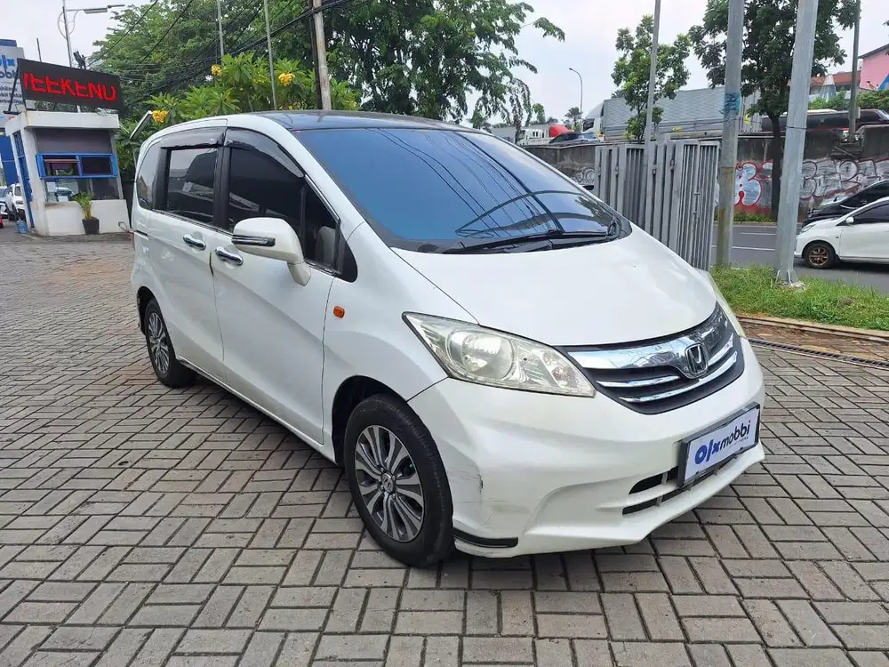 LOW DP Honda Freed S 1.5 AT 2012 TVJ