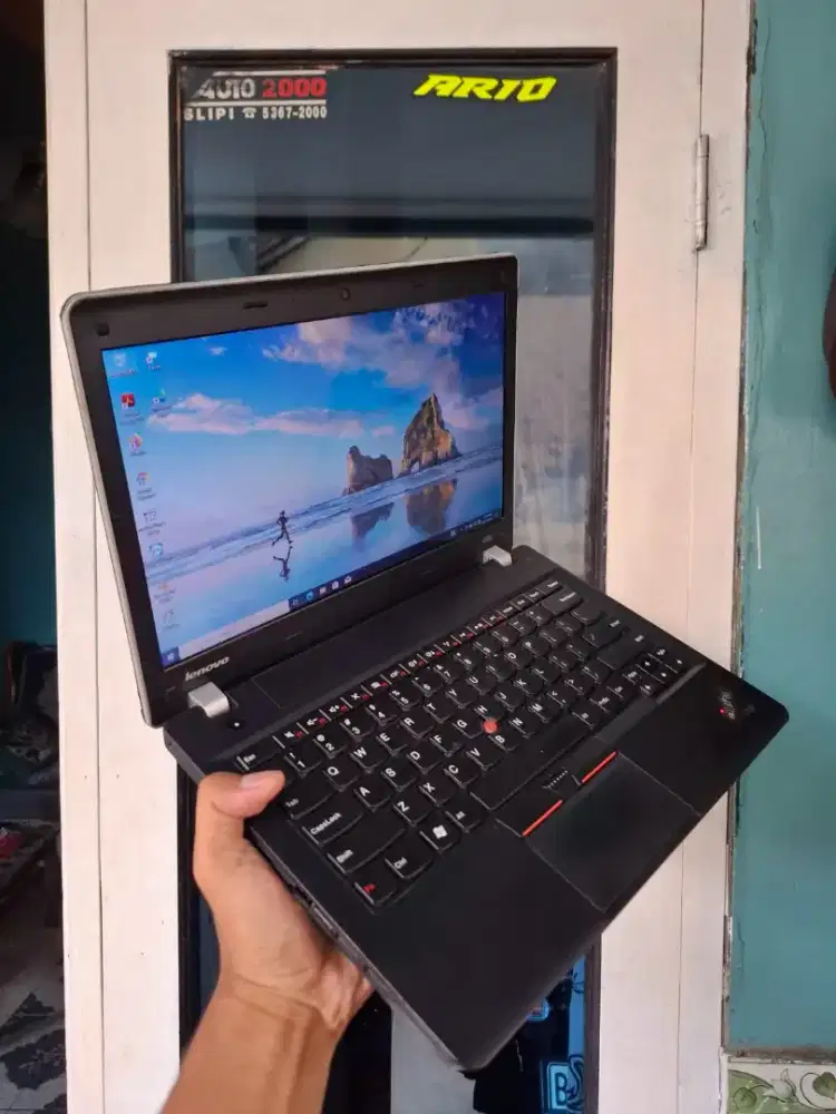 Lenovo Thinkpad X330
