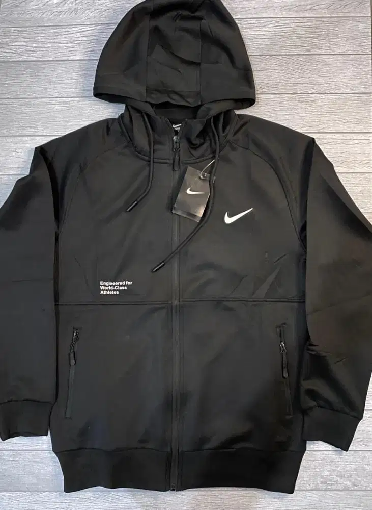 Sold Jaket nike dry fit