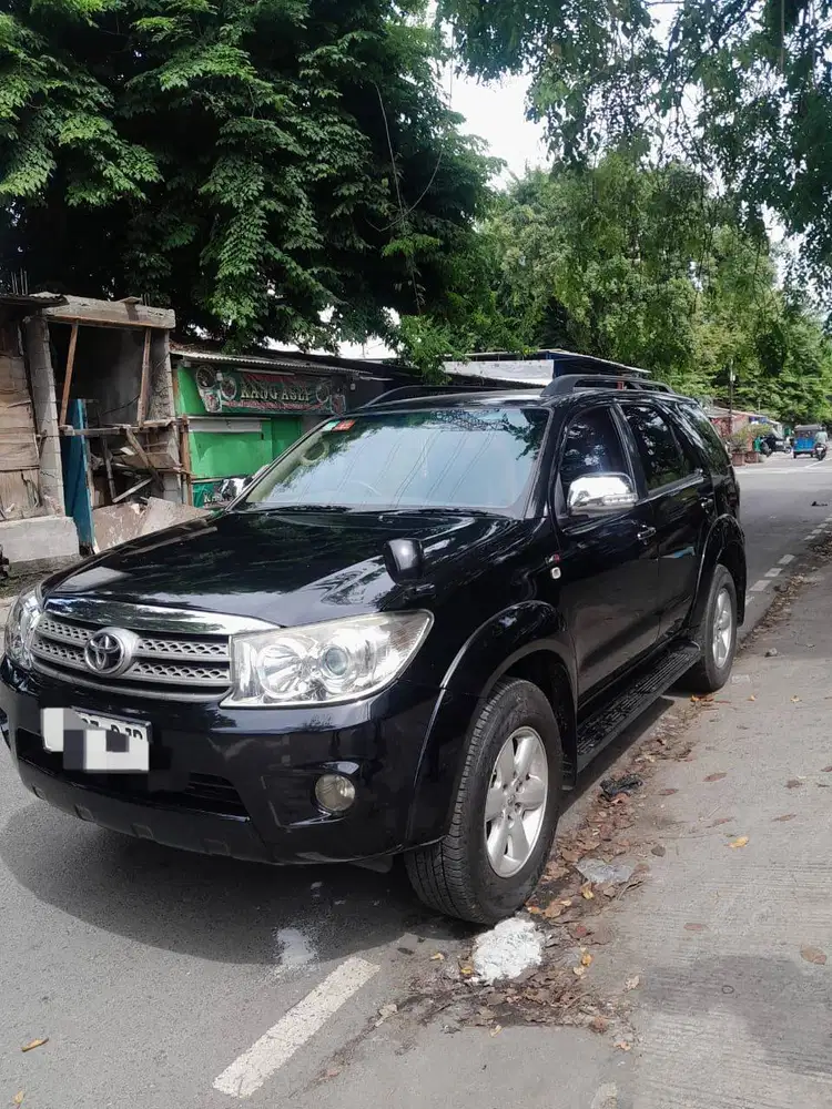 DIJUAL MOBIL TOYOTA FORTUNER