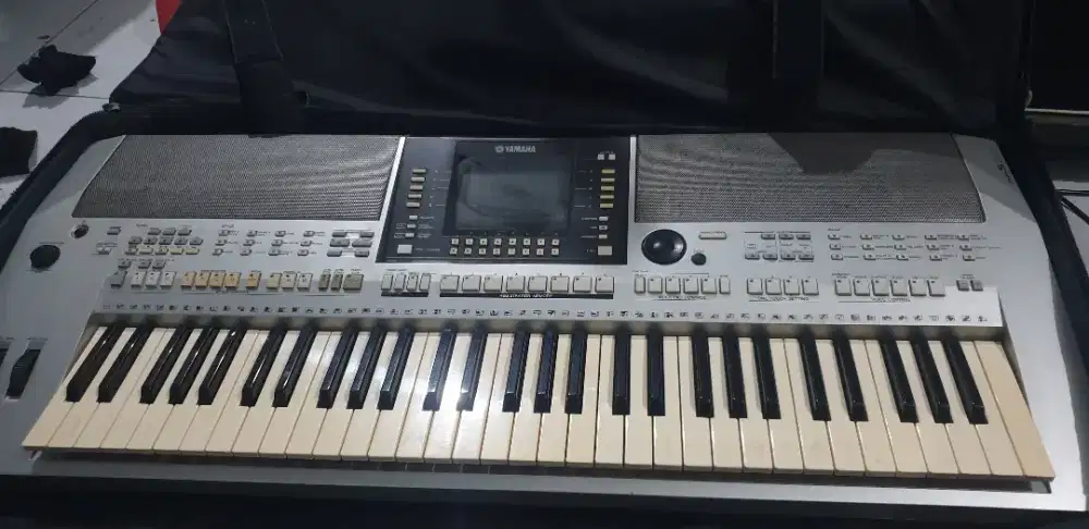 Keyboard yamaha psr 910