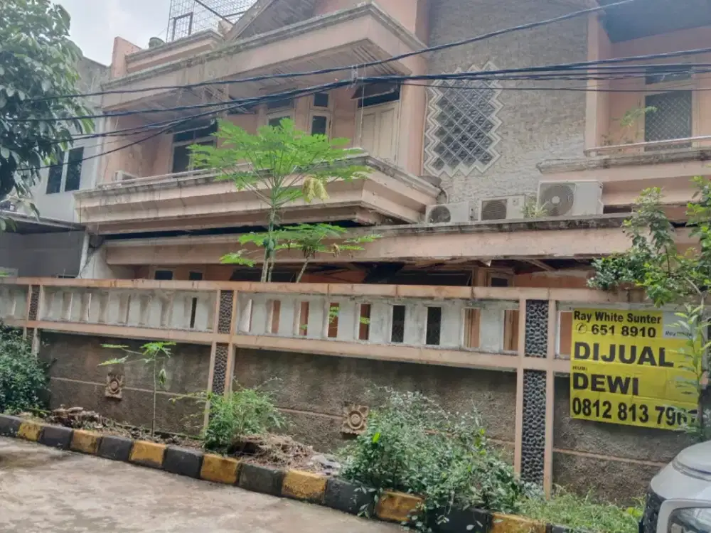 Rumah hoek metro sunter hitung tanah 14.5x18 m2
