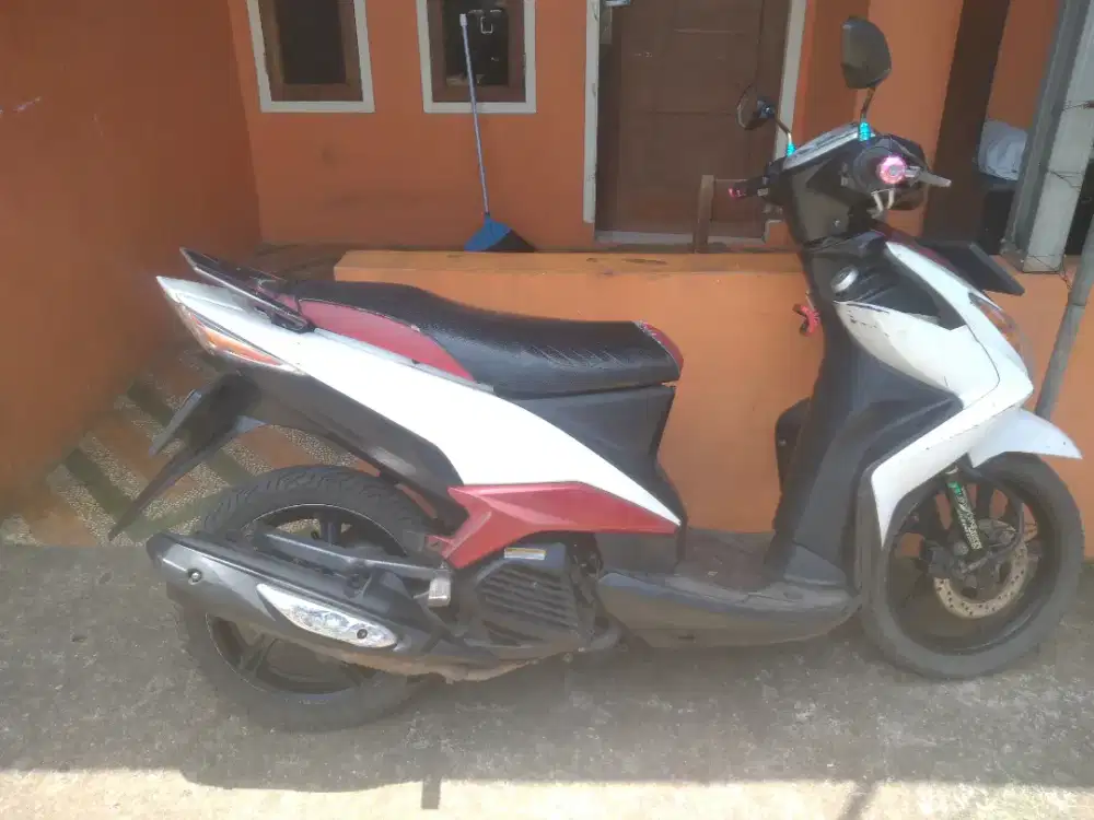 Yamaha Xeon 2011