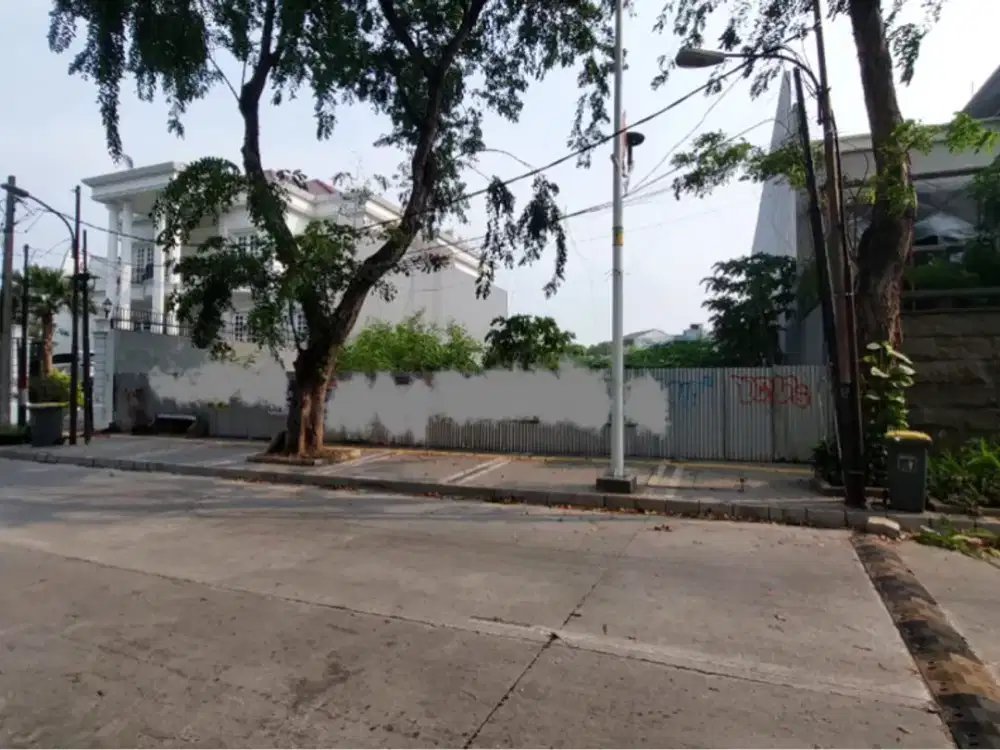 Tanah Danau Cincin luas 20x54 m2 hadap utara jalan raya dekat tol papanggo