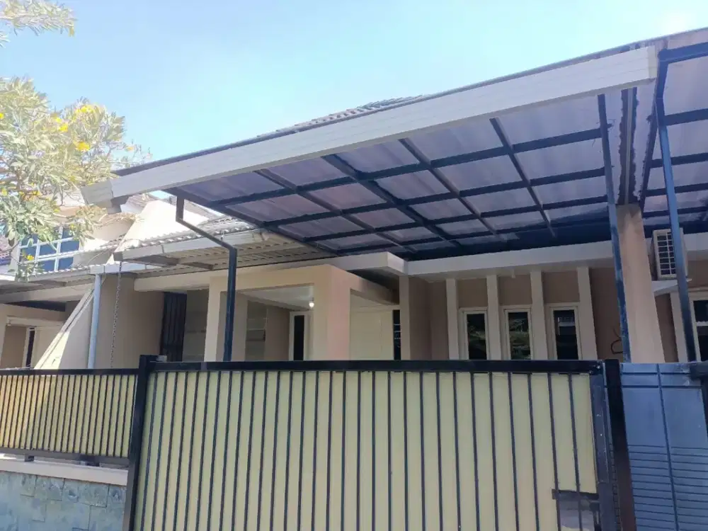 Disewakan Rumah  Pondok Chandra, Cluster Saphire, Delima.  Bagus, minimalis, siap pakai.