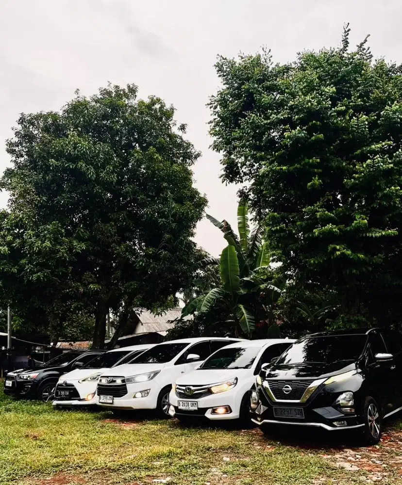 Rental mobil matic lepas kunci 24 jam