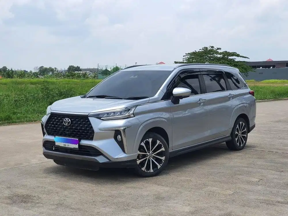 [ TDP 15 jt ]  Toyota Veloz 1.5 Q TSS AT 2022 Silver