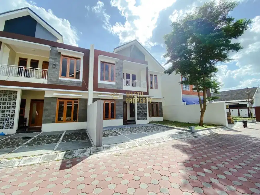 DIJUAL RUMAH 2 LANTAI MEWAH SIAP HUNI 7 MENIT KE BANDARA ADI SUTJIPTO DI KALASAN