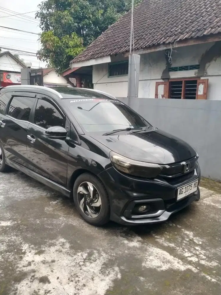 Dijual murah mobilio manual