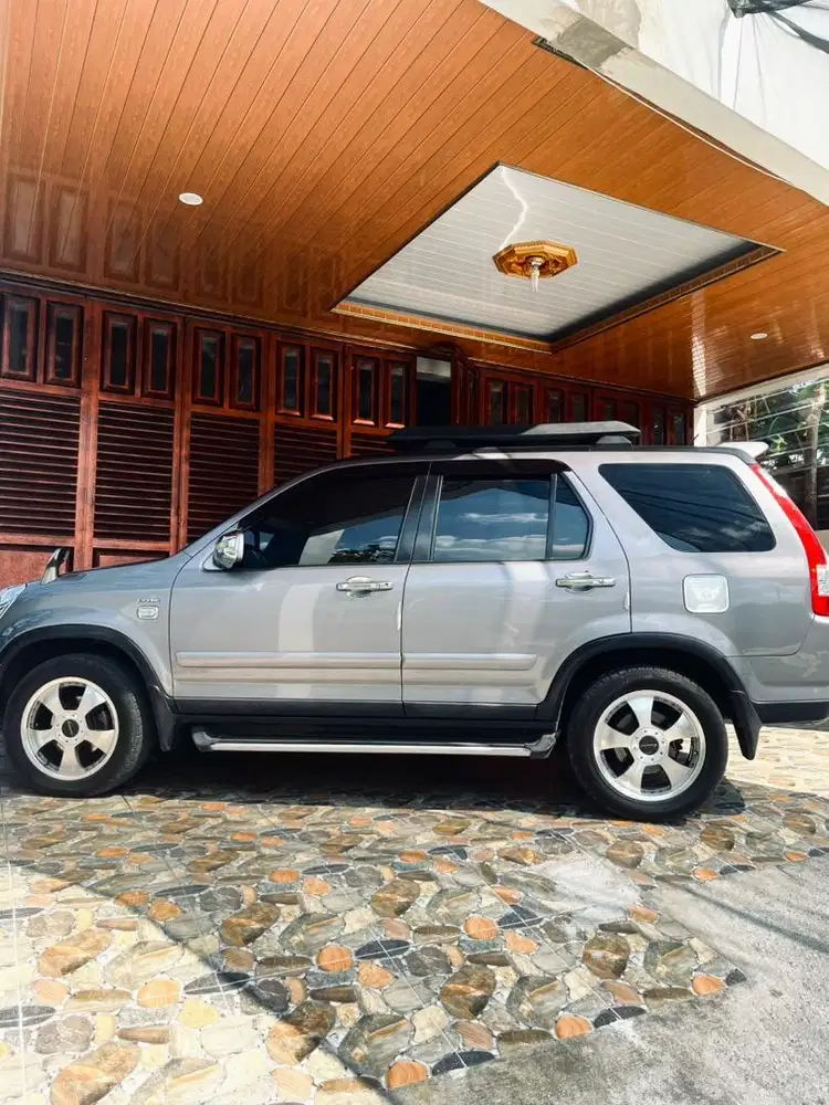 DIJUAL MOBIL CRV TAHUN 2003 manual