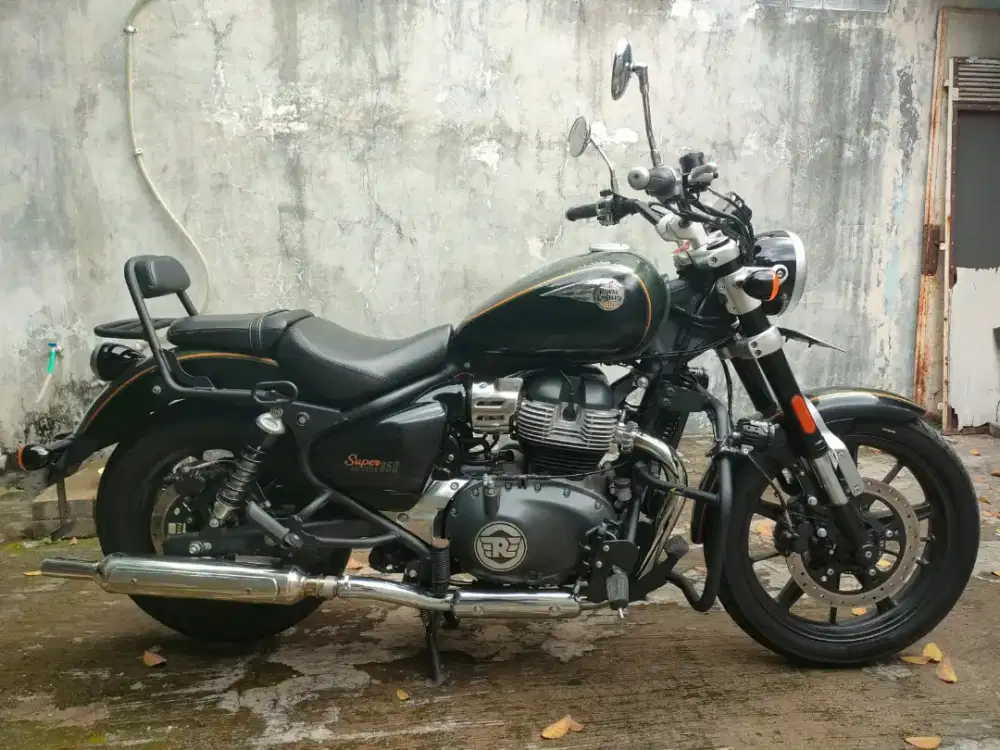 Royal enfield super meteor 650