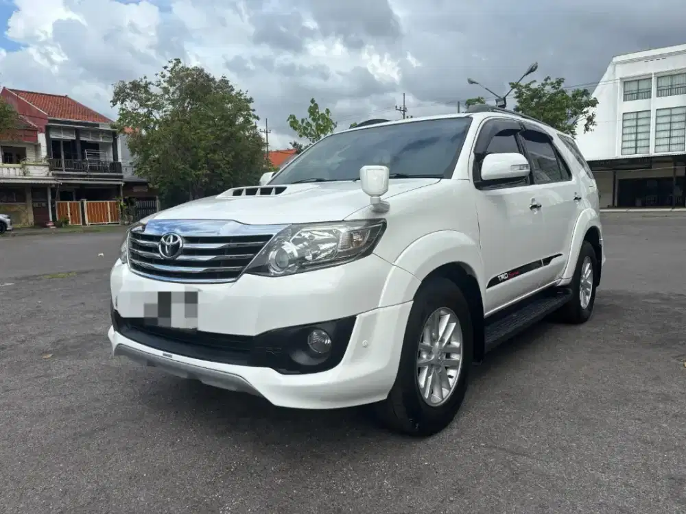 Fortuner 2.5  G VNT At 2013 (istimewa)