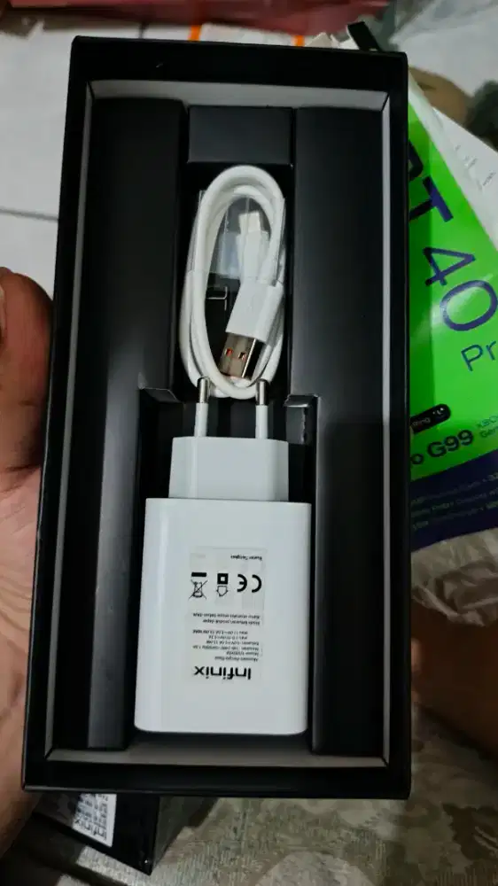 Infinix hot 40 pro 8/256