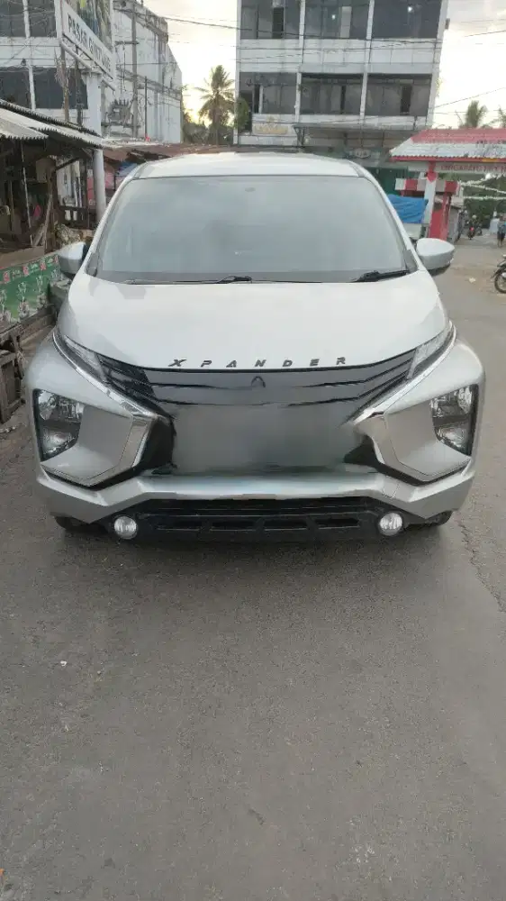 Mobil pribadi, bawaan dealer