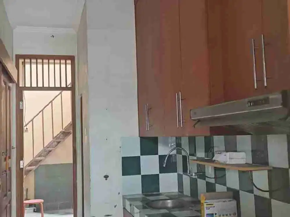 DISEWAKAN RUMAH DIGADING SERPONG