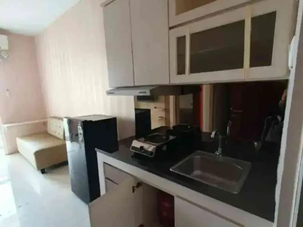 Apartemen Gunawangsa Tidar tengah kota Surabaya