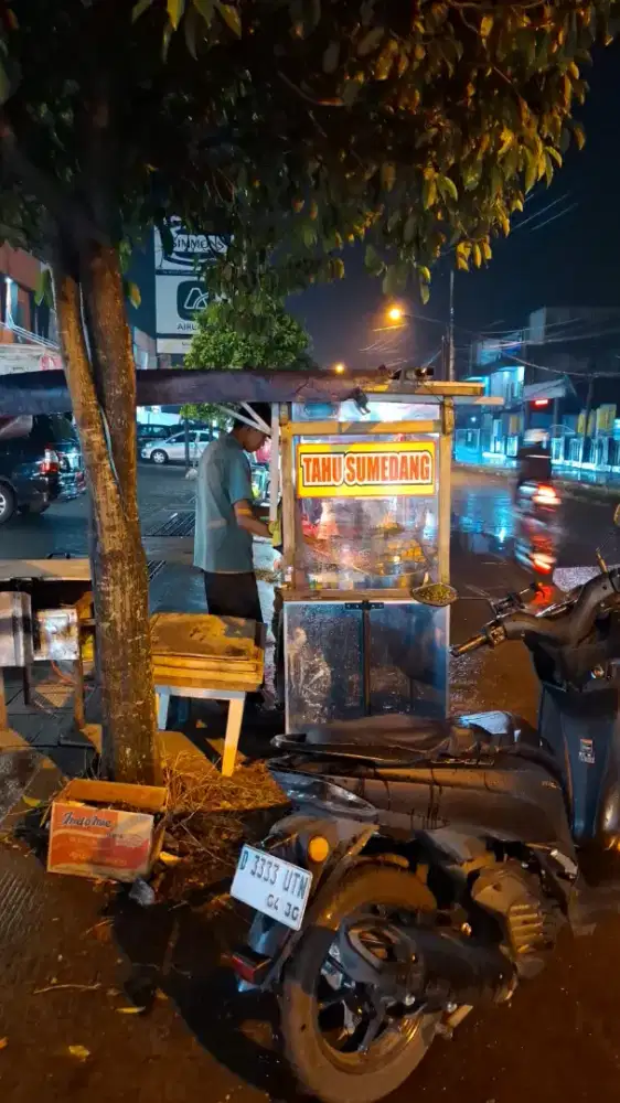 Jaga stand tahu sumedang