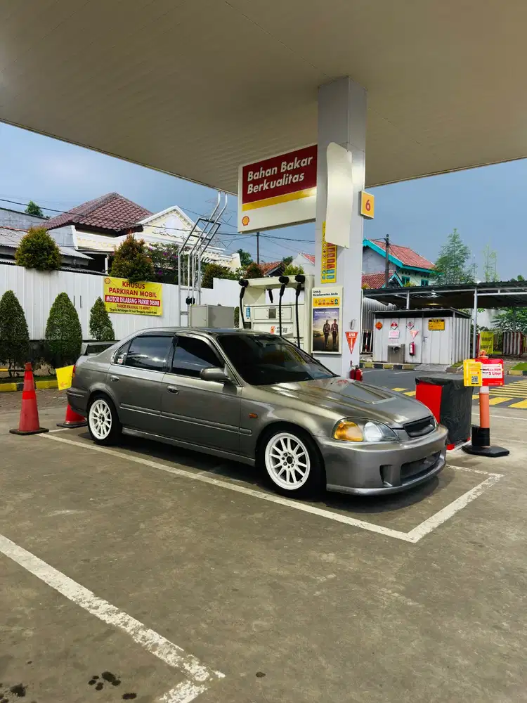 Honda Civic Ferio at vtec siap nongkrong ac dingin