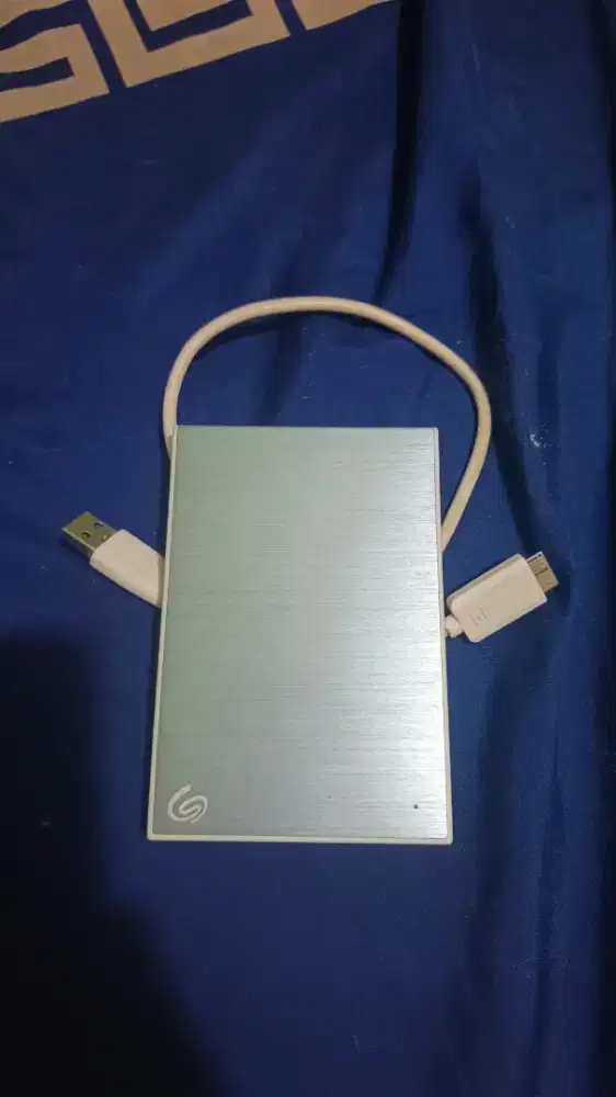 Hardisk External 2TB (Seagate)
