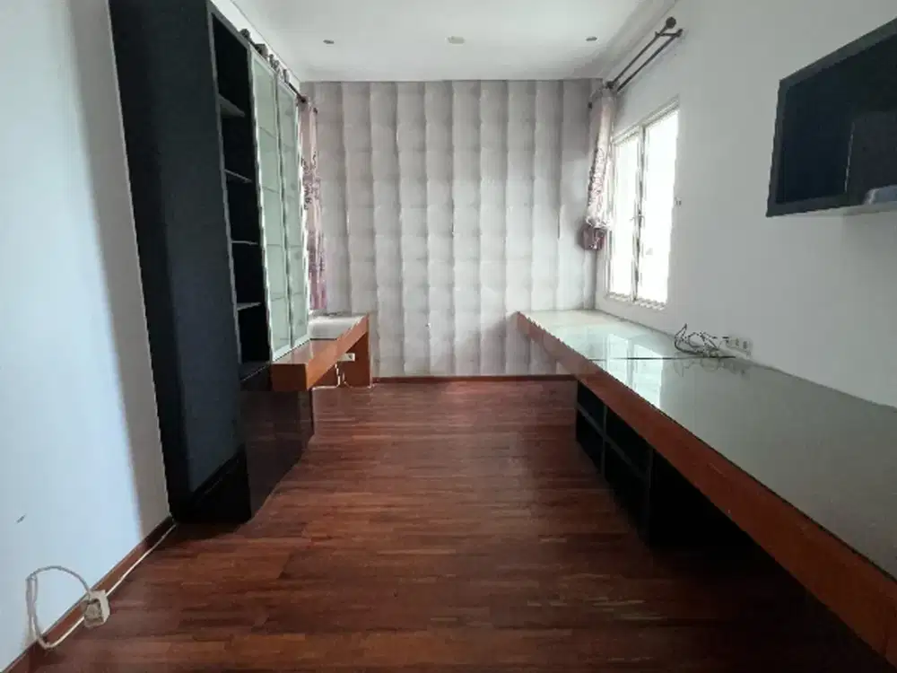 Rumah Secondary 2 Lt Siap Huni Graha Famili Surabaya Barat