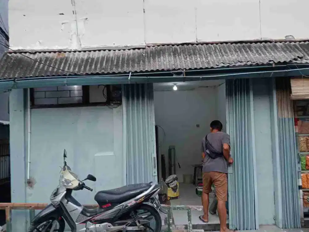 DISEWAKAN KIOS blkg PSR BLOK A KEBAYORAN BARU JAKARTA SELATAN