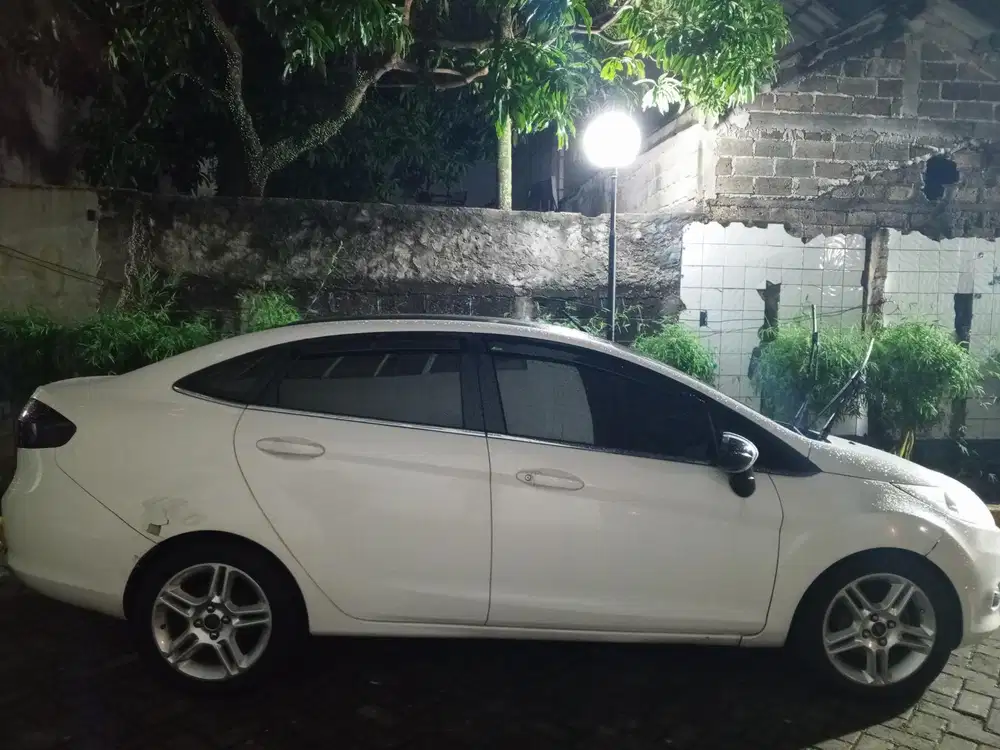 Ford Fiesta 2012 Bensin