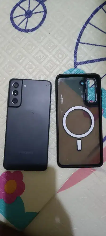Samsung s21FE 8/256