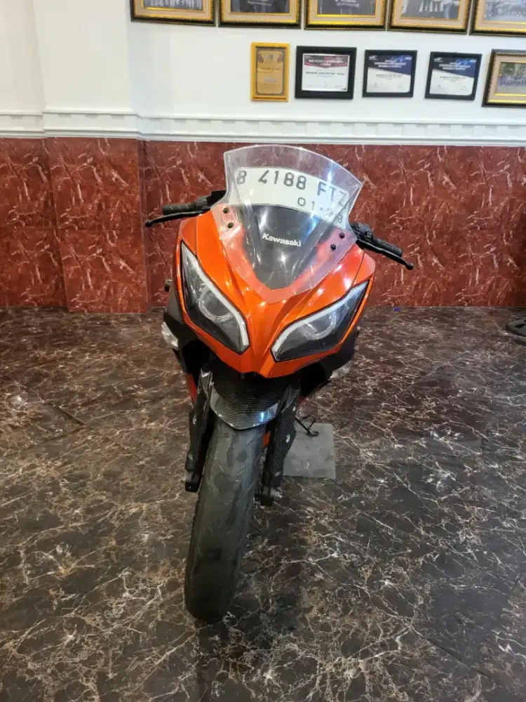 HUB ima Ninja 250 FI ABS 2013 NON Credit . Bisa bayar pakai Paylater