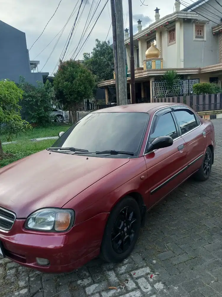 Suzuki Baleno 2000 Bensin