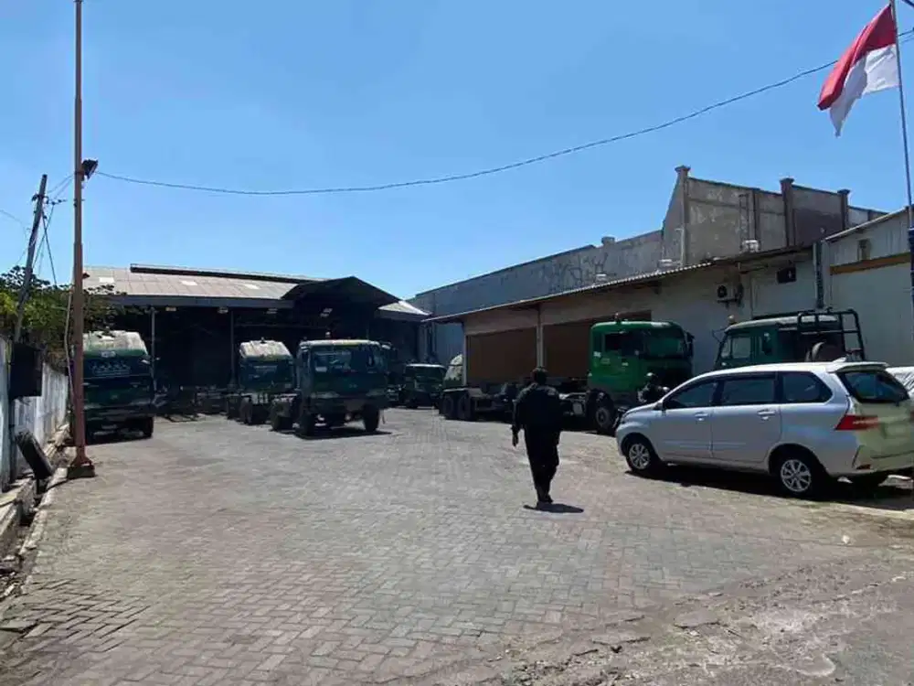 MURAH gudang lahan tanah parkir kontainer Margomulyo Indah