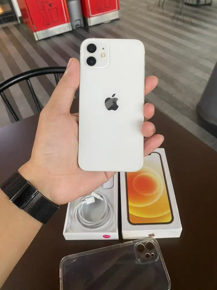 Dijual iPhone 12 128gb mulus sinyal all operator