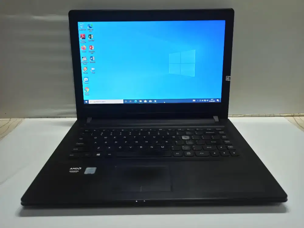 Laptop karyawan /gaming.. Lenovo ideapad 300 i5 Gen6/8Gb/256 gb