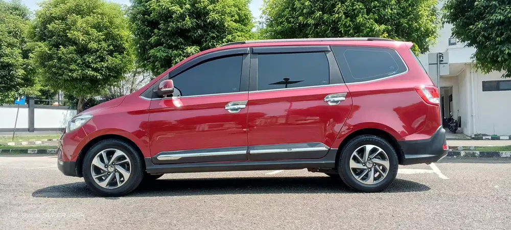Wuling Confero S 1.5 L Lux + (Plus) Tahun 2019 KM 43rb!