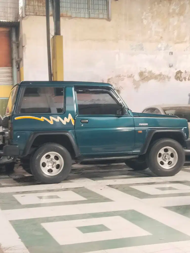 Daihatsu Feroza 1993 Bensin