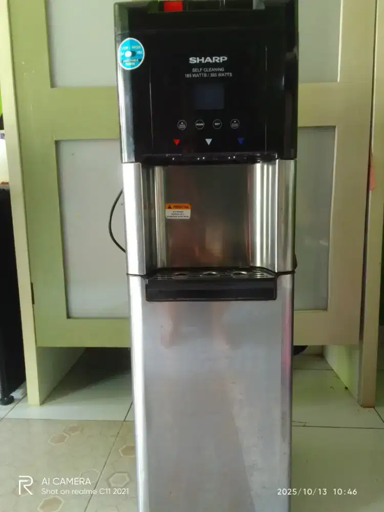 Dispenser Sharp galon bawah