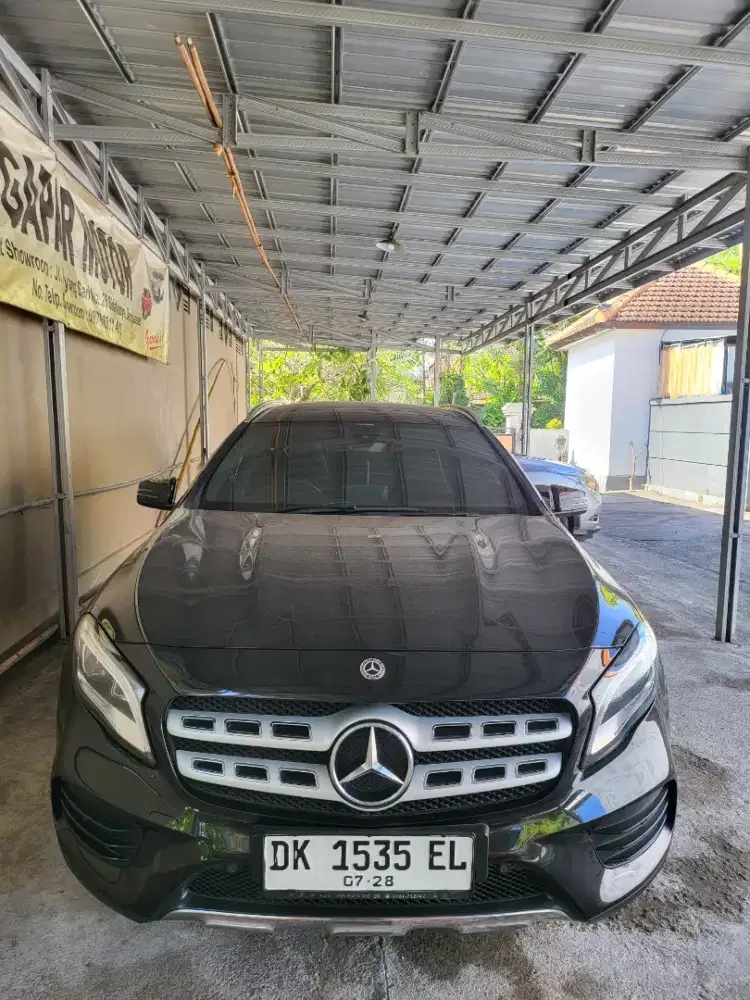 Mercedez benz gla 200 AMG line asli bali