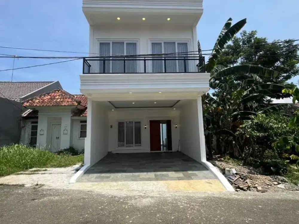 Rumah 2 Lantai dengan Kolam Renang Sentul City, Bogor