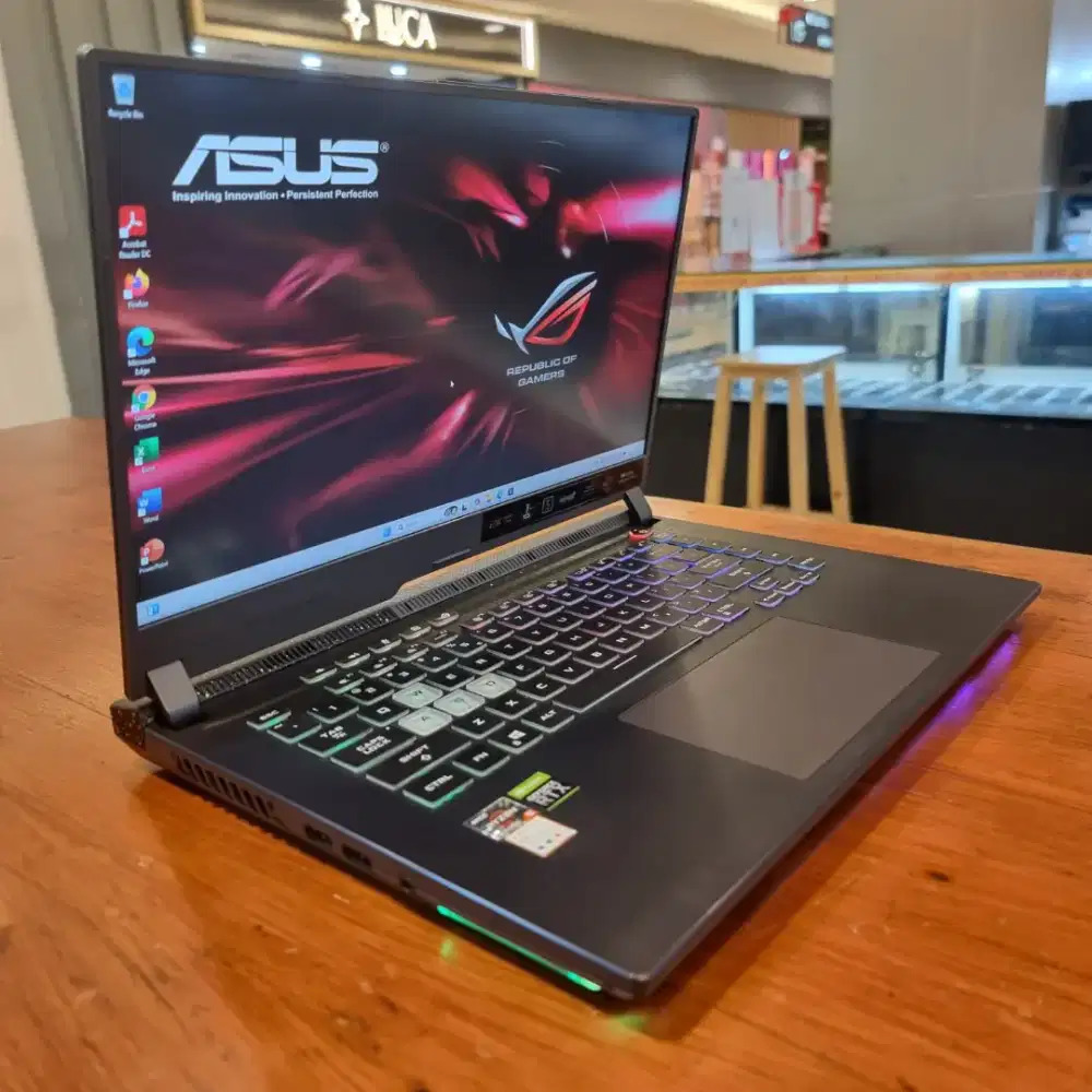 ASUS ROG STRIX G513RM